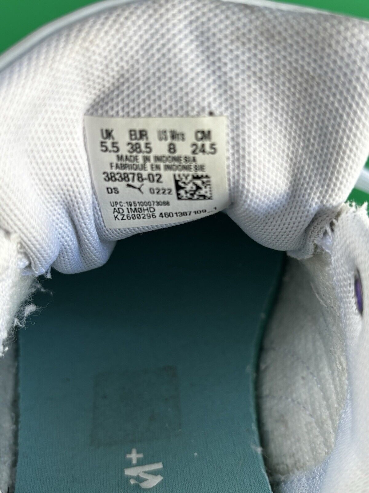 Puma Smash Platform V2 Womens Size 8 White Sneakers 381450-01 Athletic Shoes