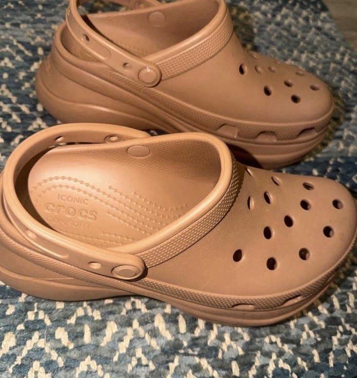 Crocs Classic Clog Tan Men’s US 9 Slip-On Heel Strap Rubber Logo