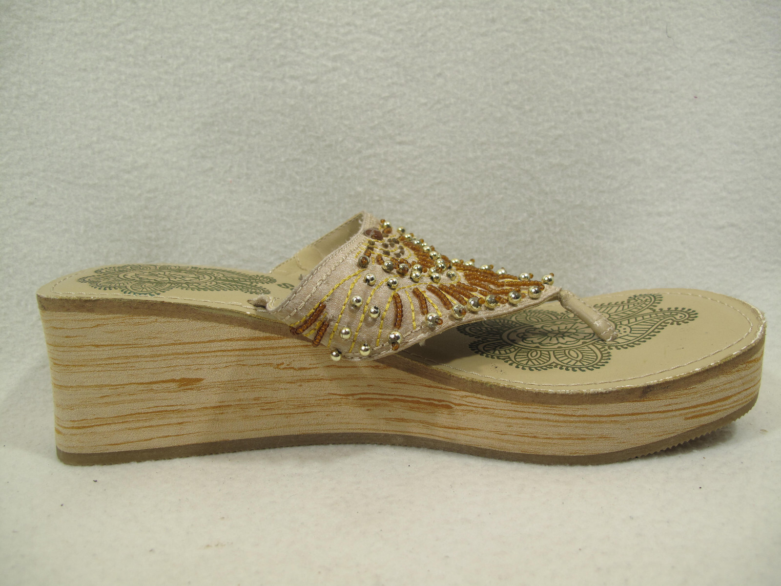 Skechers USA~Women’s Somethin’ Else Jaunt~Beaded~Wedge~Thong~Sandal~ Size 10.5