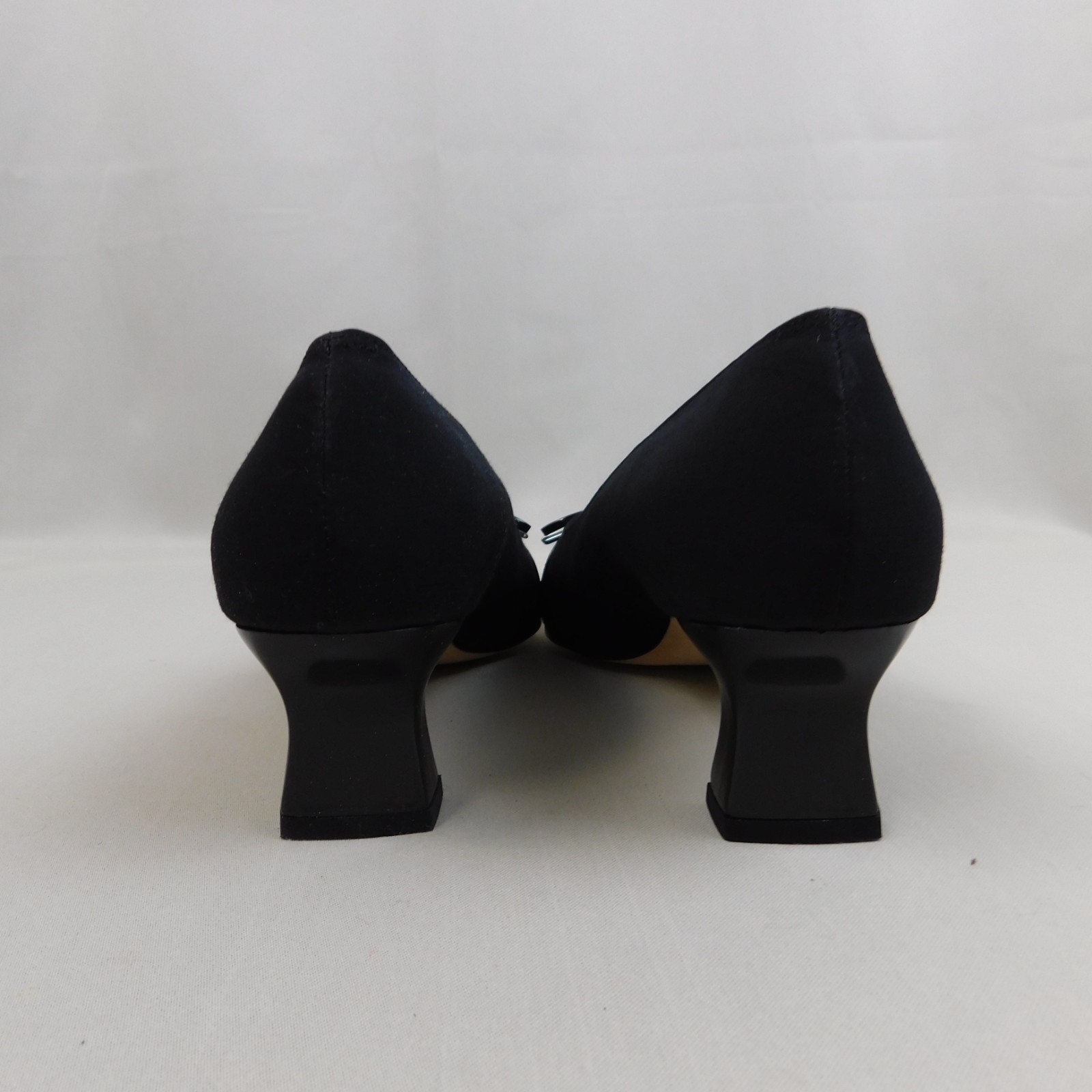 Vintage Vaneli Rhea Flared Block Heel Leather Square Toe Bow Pumps Black 9.5C