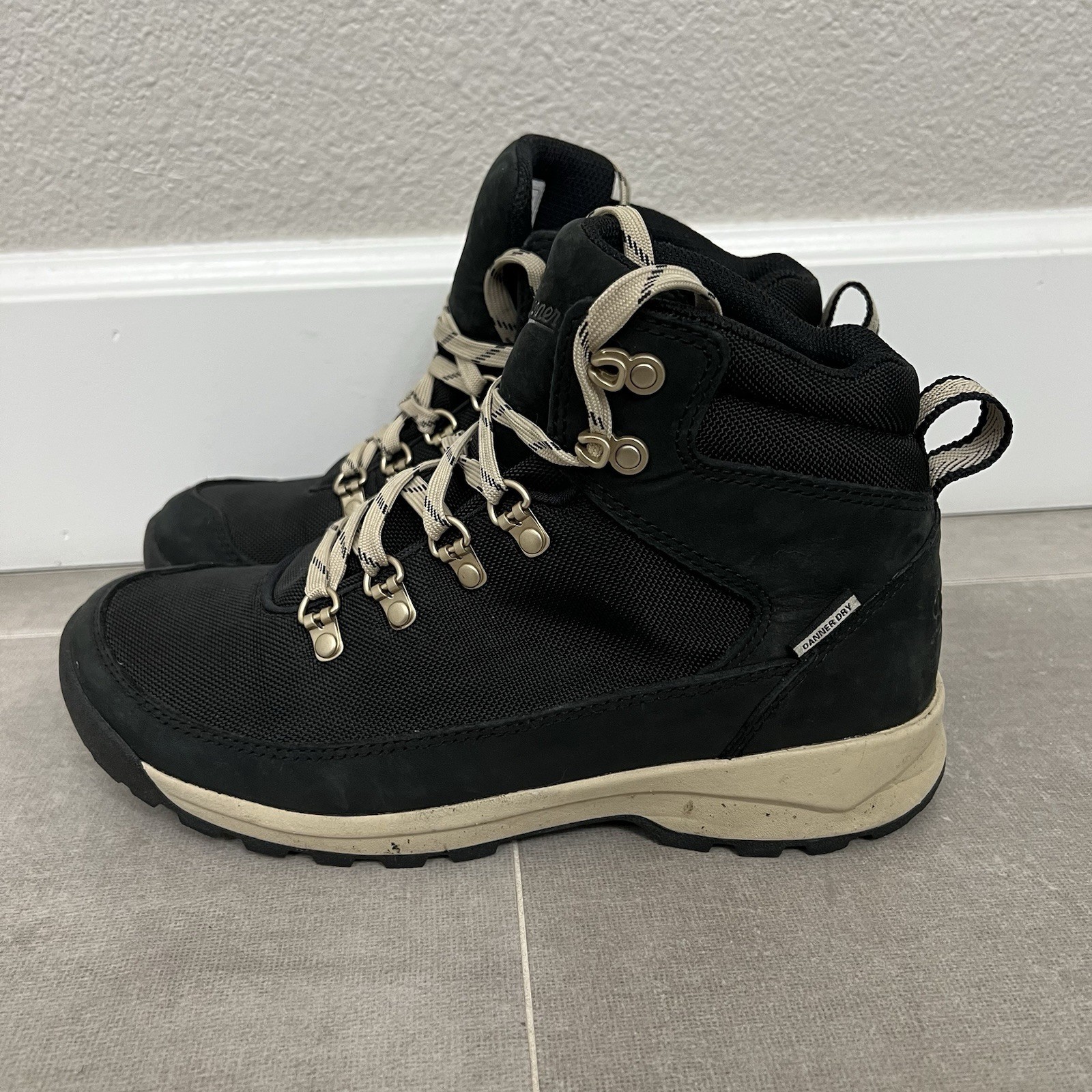 Danner Adrika Womens 7.5 Waterproof Hiking Boots Outdoor Work Wear Shoes