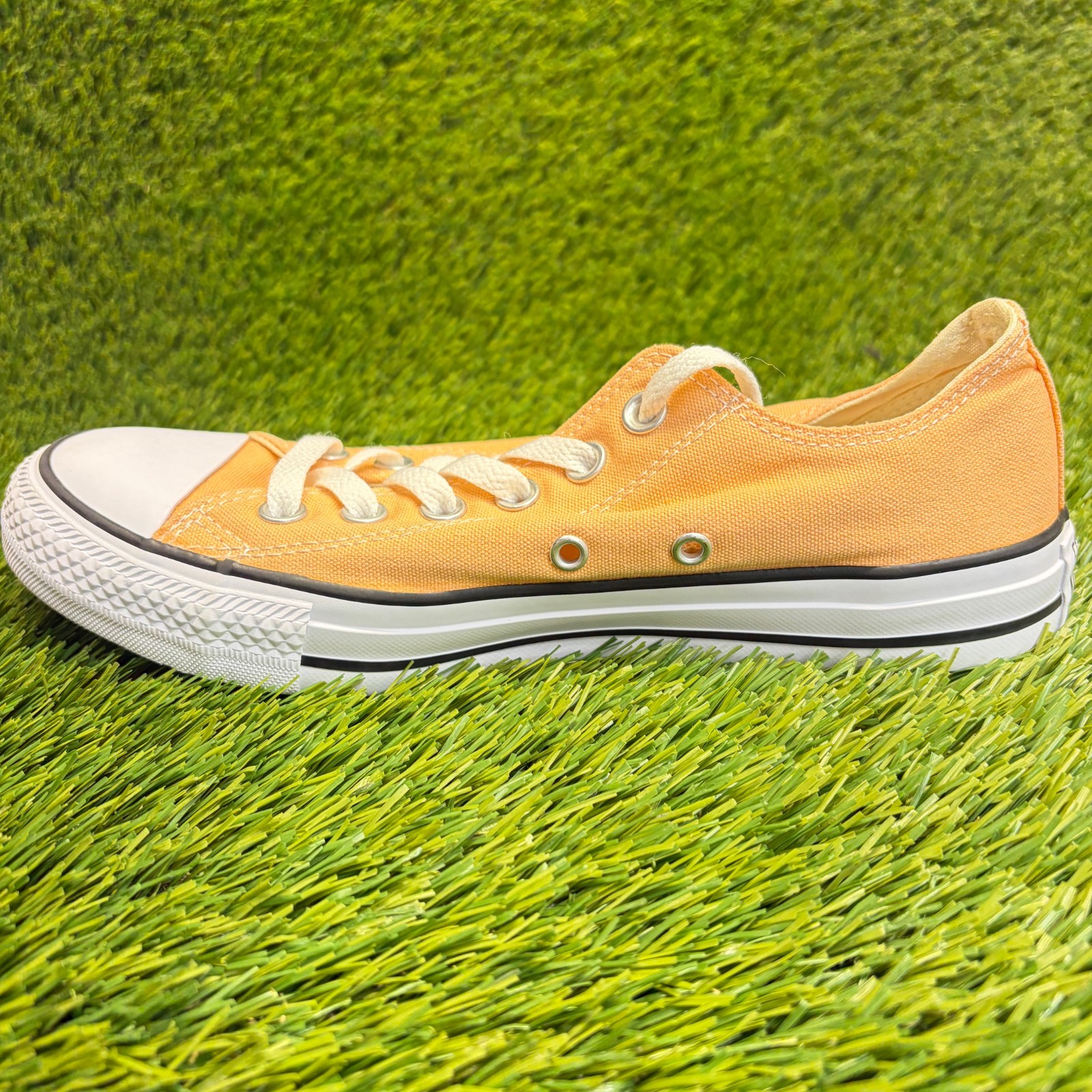 Converse Chuck Taylor All Star Ox Womens Size 8 Salmon Athletic Shoes Sneakers