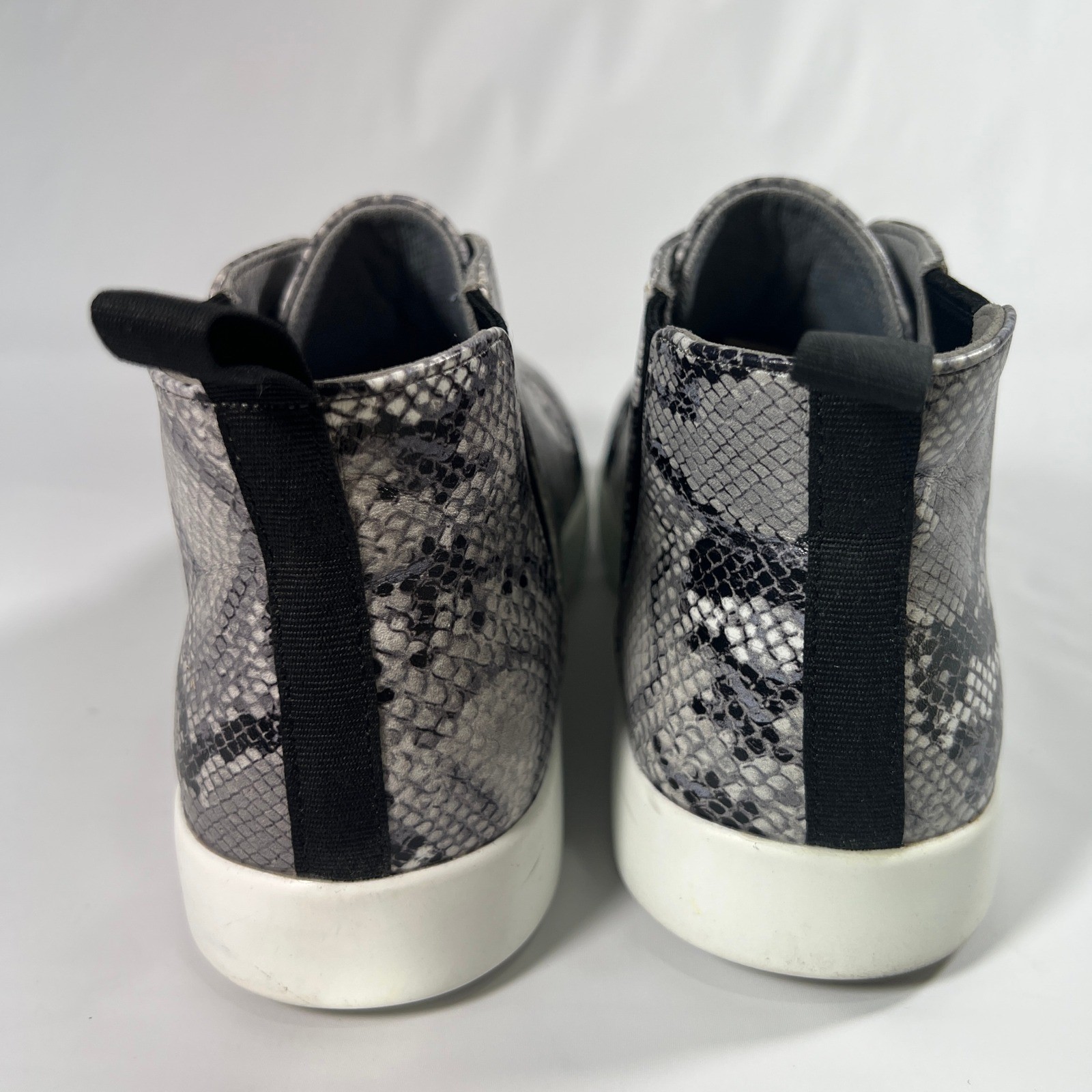 Alegria Parker Grey Snake Sneaker Booties Women’s 40 US 9.5-10 Slip On Comfort