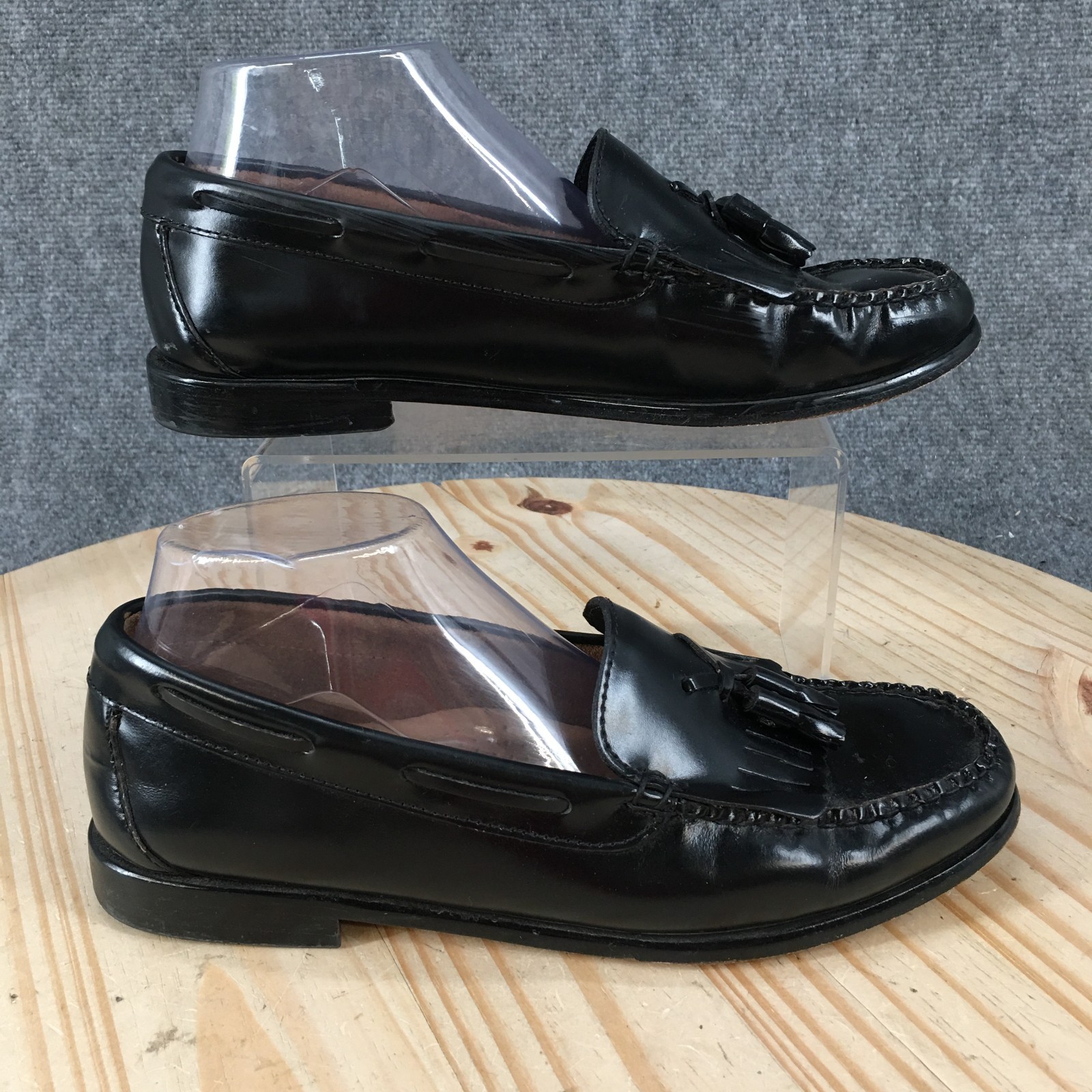 GH Bass Weejuns Shoes Womens 9 Wide Loafers Tasseled Kiltie Casual Leather Black