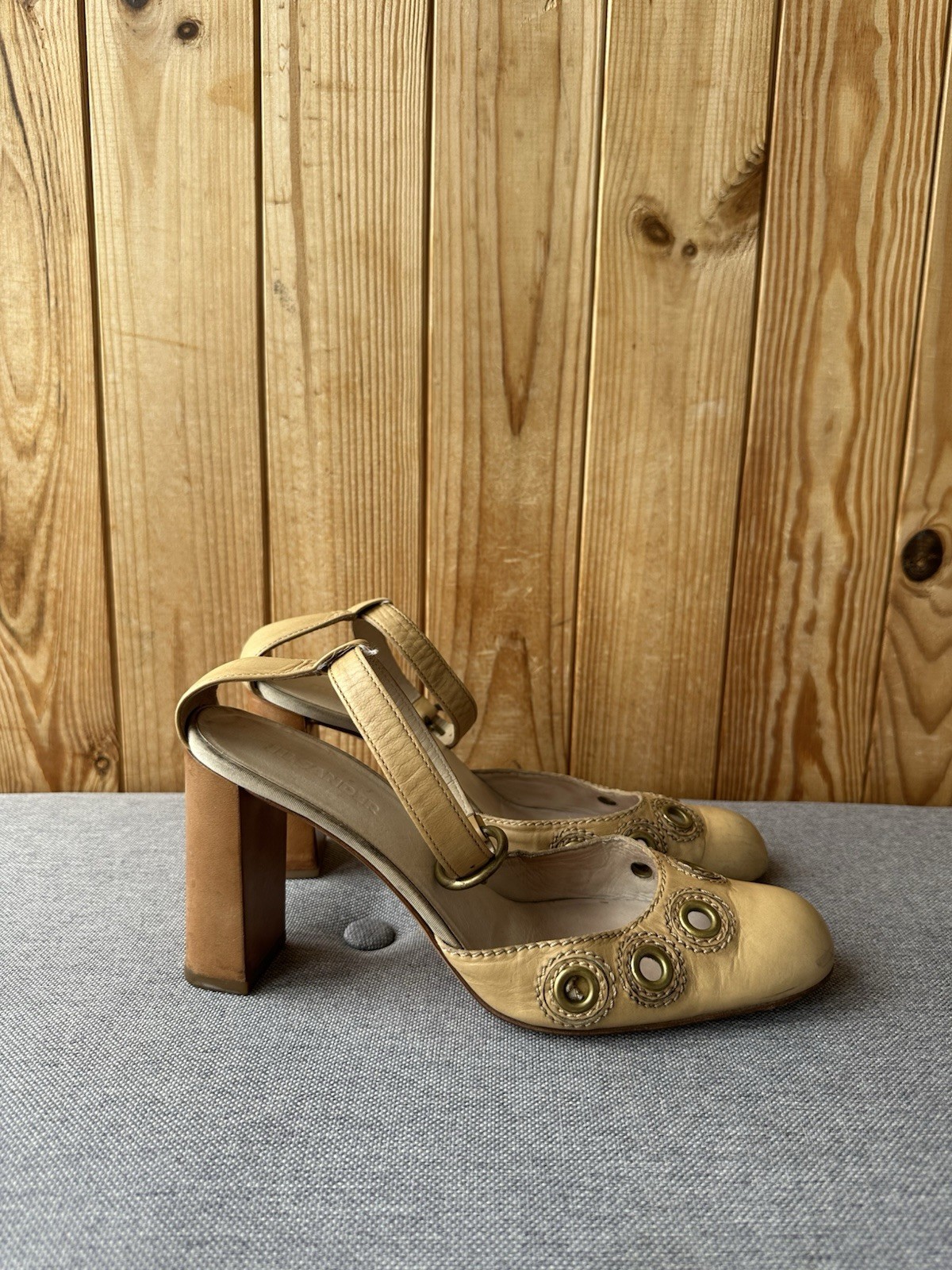 Jil Sander Vintage Beige Leather Pumps Block Heel Eyelet Y2K 90’s EU37.5 US7.5