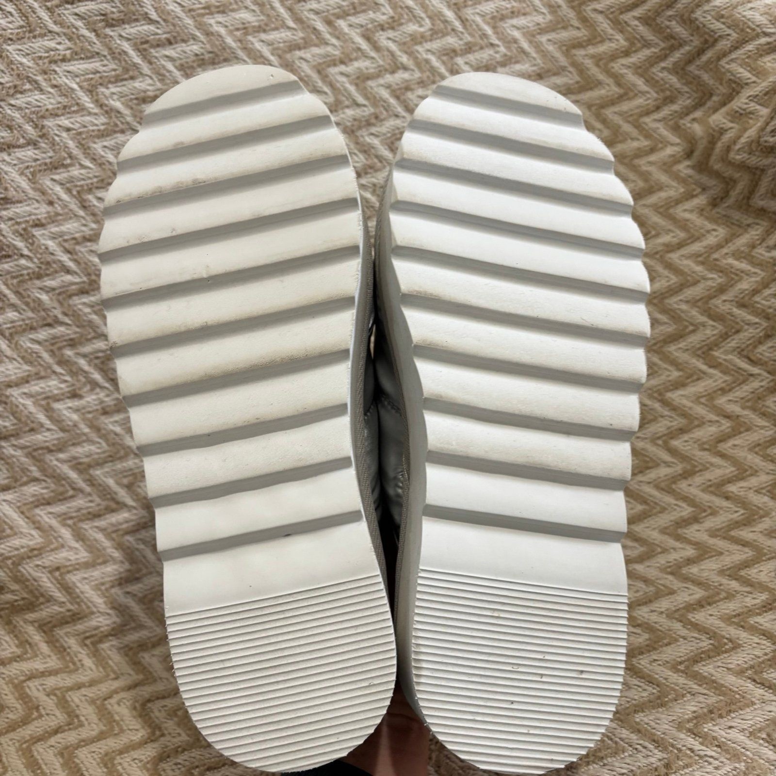 Anthropologie Maeve Women’s Puffy Platform Metallic Silver Slippers Large 10-11