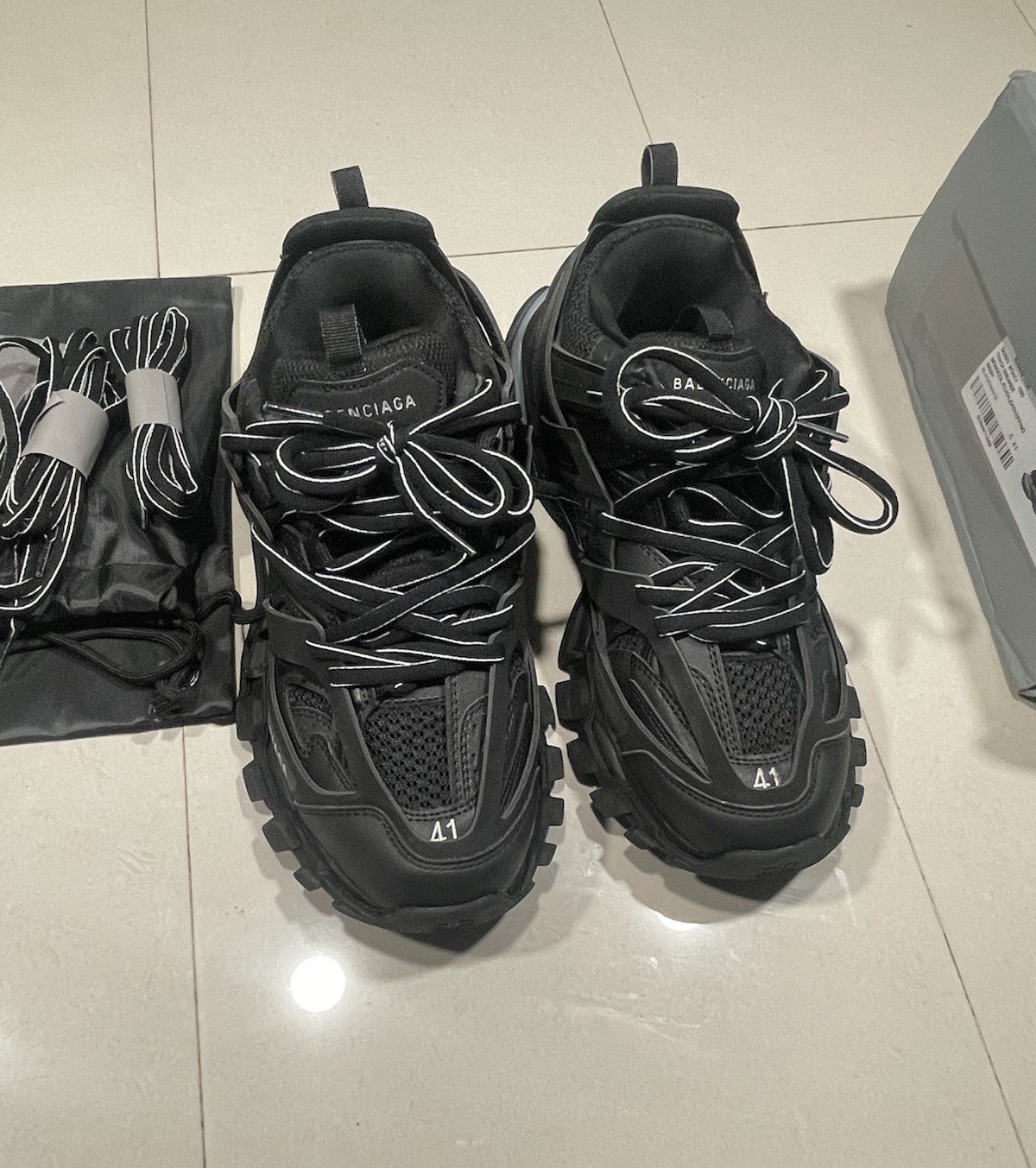 Size 41, US Men’s 8 Black Track LED