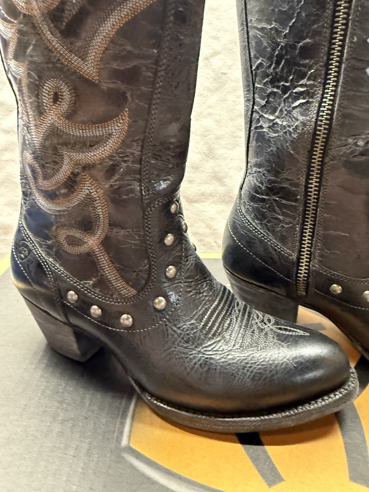 Womens Ariat «Wanderlust» Studded Knee High Boots – Size 6B, Country Western