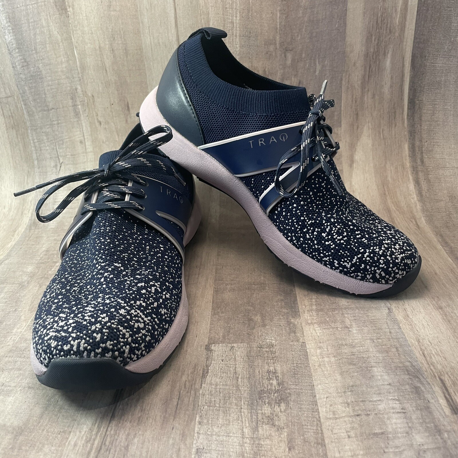 Traq by Alegria Women’s Sneakers Size 37 – US 7-7.5 Navy Lavender TRA-Q00 EUC