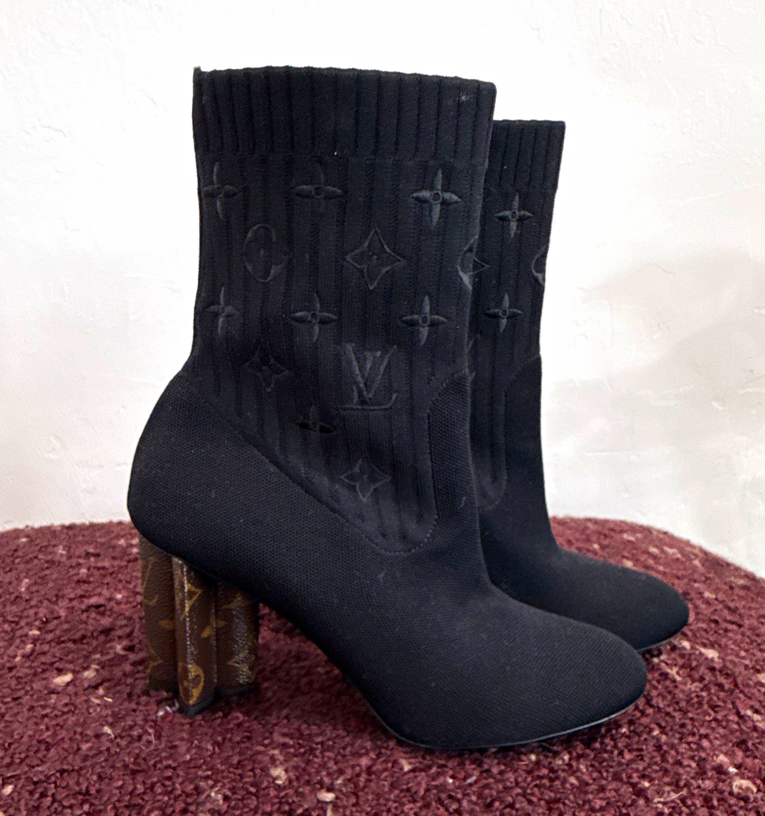 Louis Vuitton Silhouette Women’s Sock Ankle Boots Black Knit Monogram Size 8