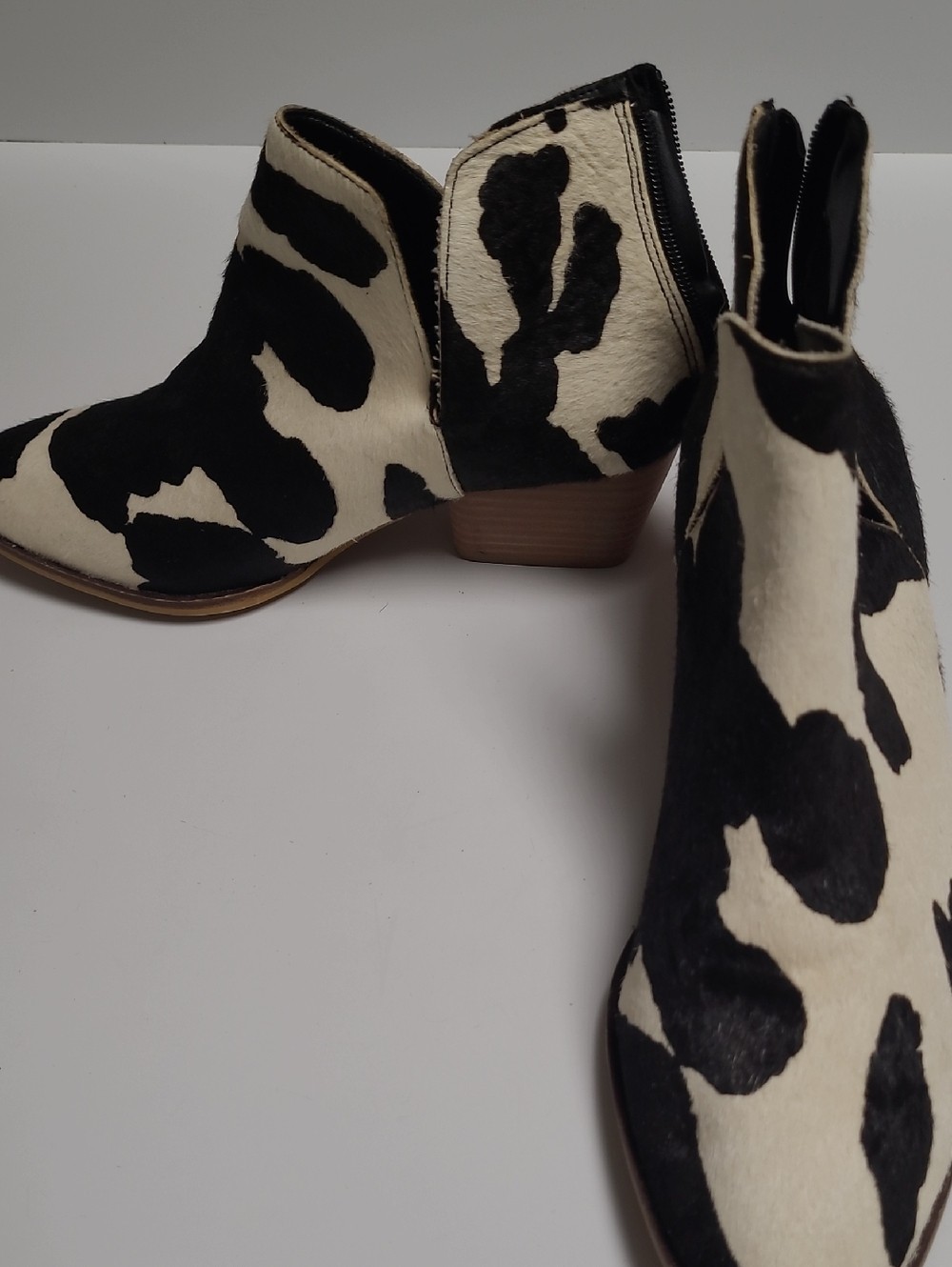Boutique by Corkys Cow Print Black and White Ankle Boots – Women’s Booties