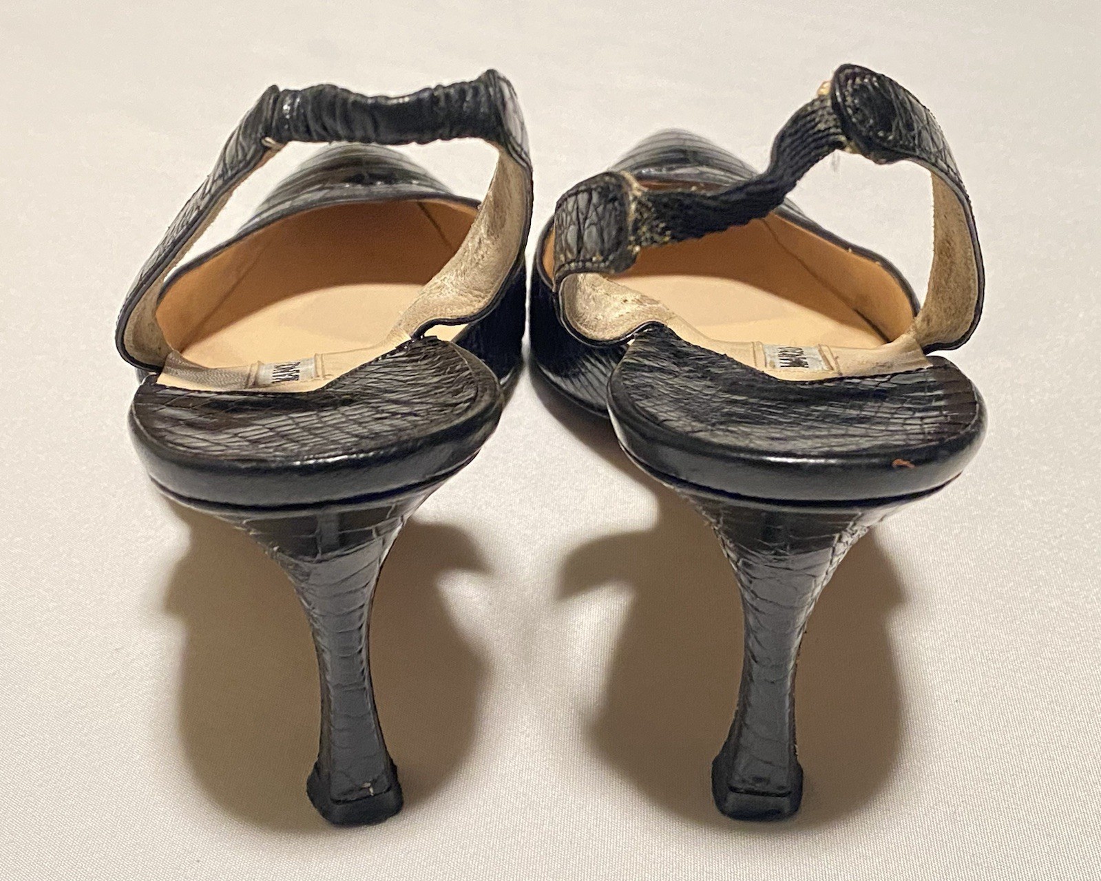 Manolo Blahnik Carolyne Crocodile Black Slingback Women Heel Shoe EU39/US9 $5400
