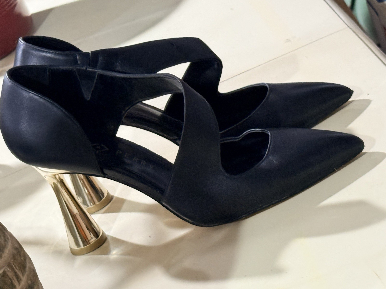 Katy Perry Size 9.5 The Swerve Winged Gold Heels Excellent Condition