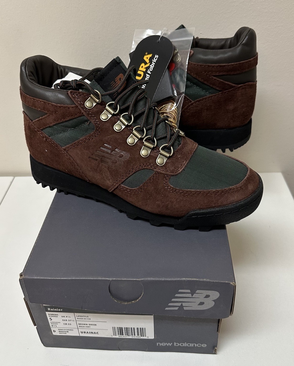 New Balance Rainier Urainaa Brown Green Vibram Hiking Shoes Men 5 Women 6.5 NEW