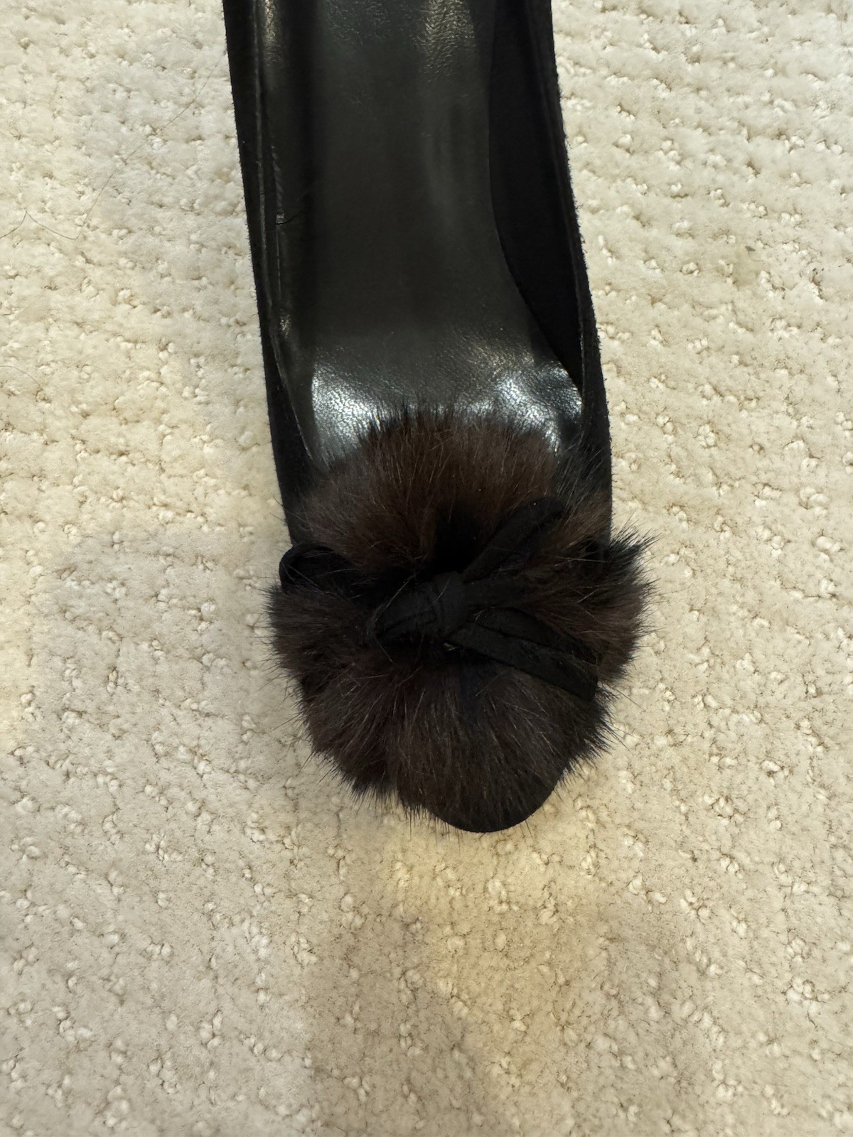 Stuart Weitzman Black Suede Pumps with Mink Fur Poms Size 6 VTG Y2K