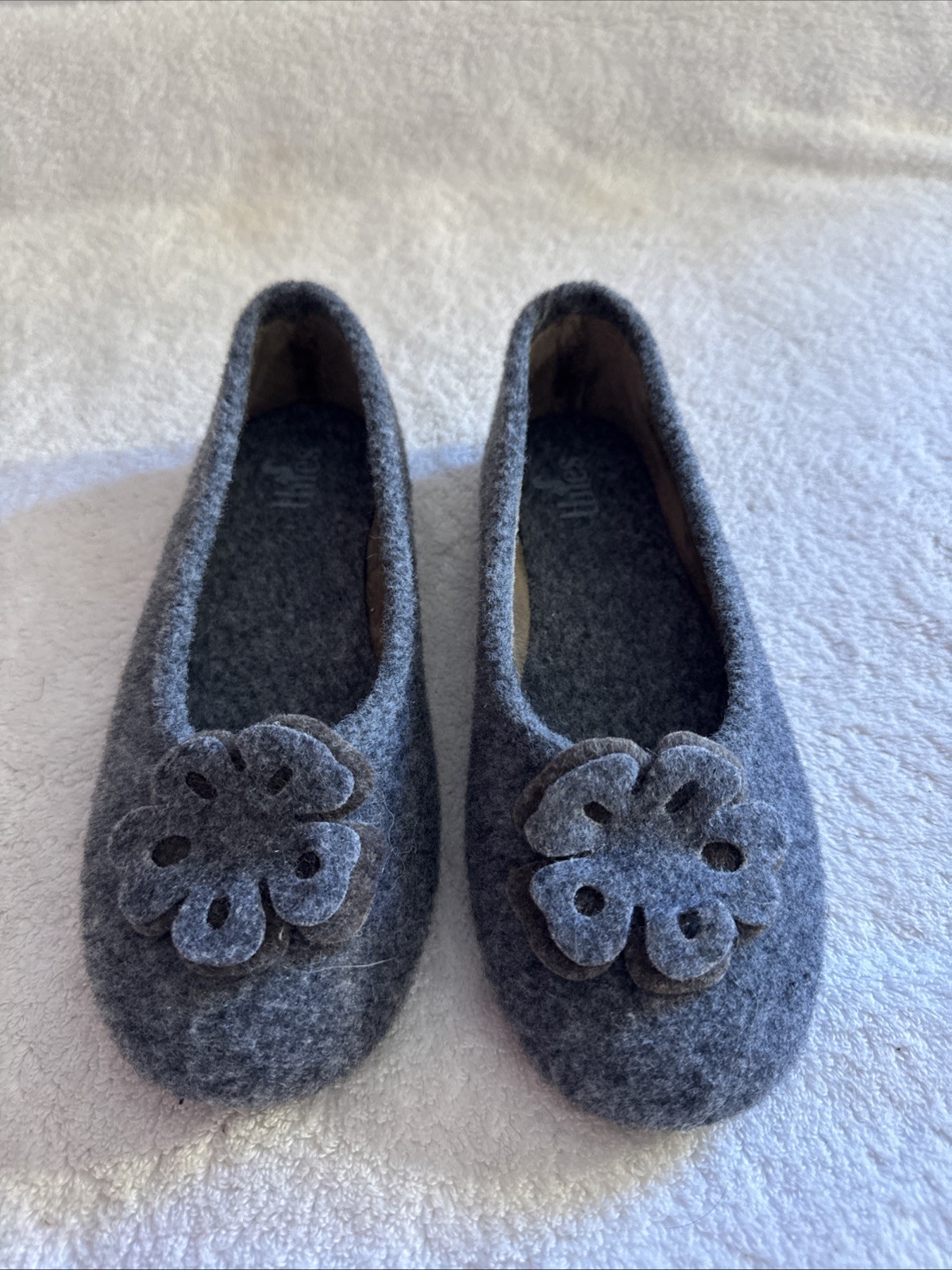 Women’s Felt Slippers with Natural Sheepskin Wool House Slippers Ballet Flower