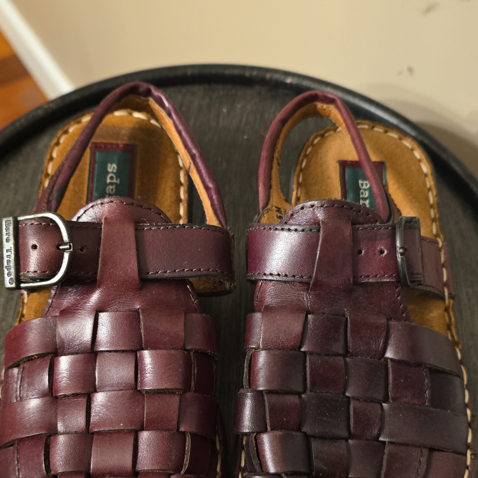 BareTraps Burgundy Buckle Woven Adjustable Strap Fisherman Sandals Leather Women