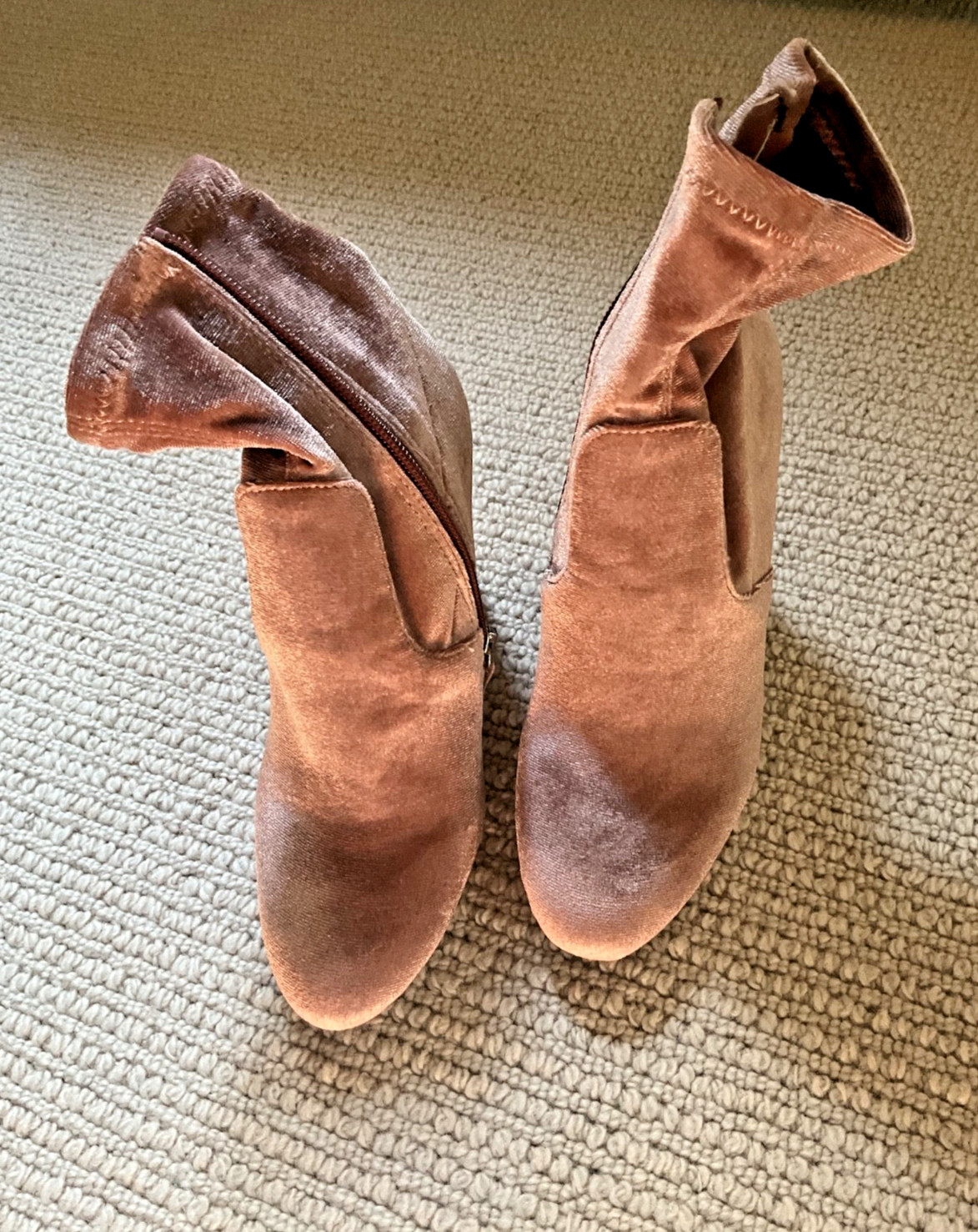 Steve madden pink suede ankle boot US 5.5