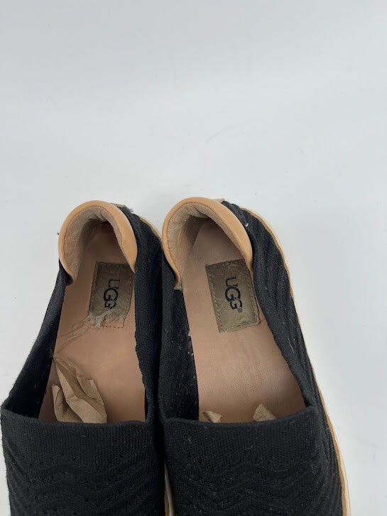 UGG Sammy Chevron Slip On Shoes 1102560 Black Knit Weave Womens Size 11