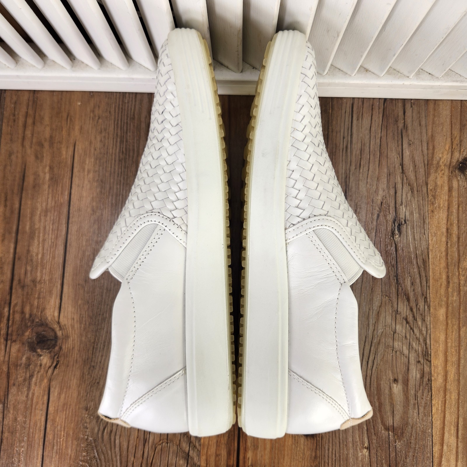 ECCO Soft 7 Woven Slip-On Womens Sz 9.5 White Leather Modern Sleek Loafers Shoes