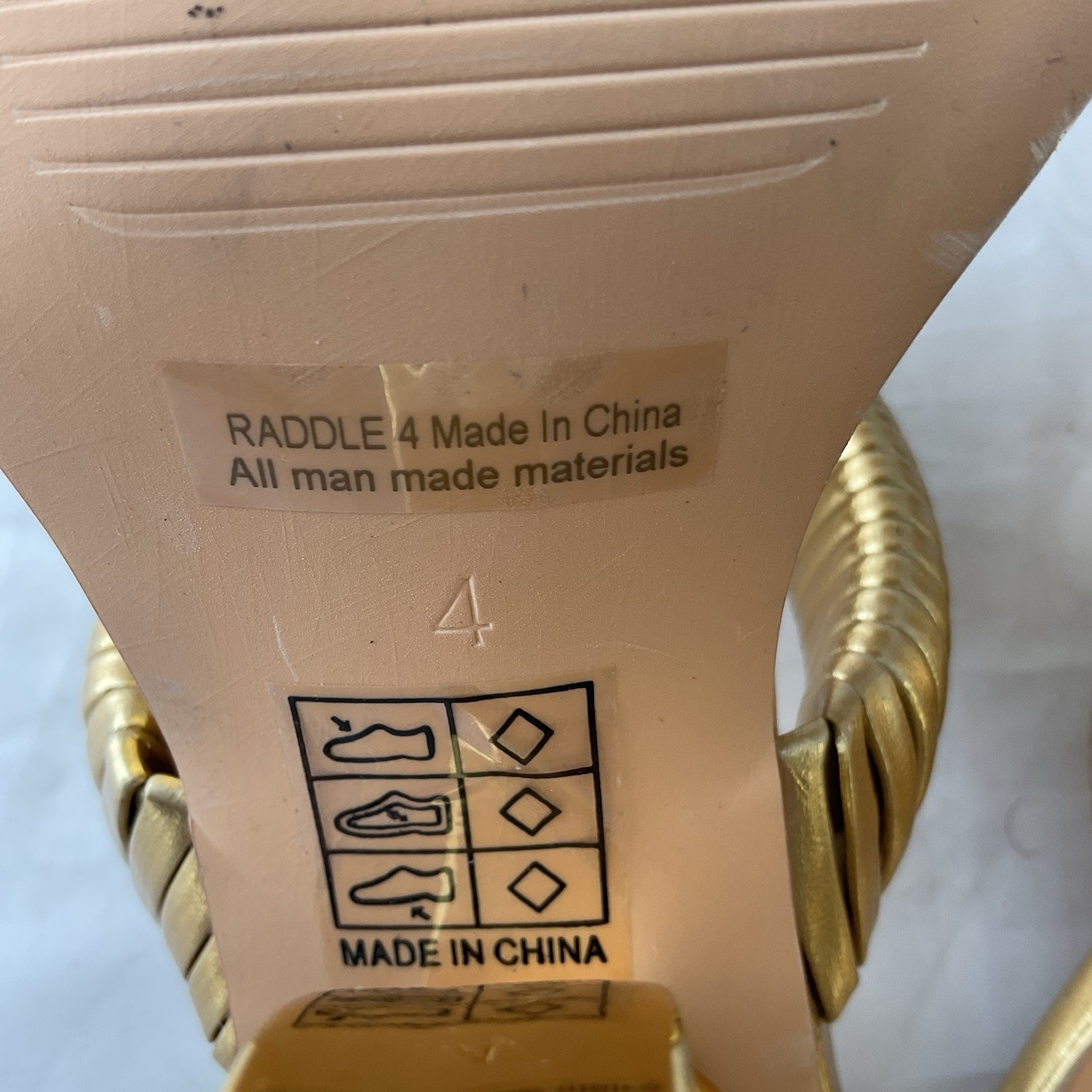 Ninety Union Women’s Gold Raddle Metallic Heel Sandals Shoes Size 4 -G4