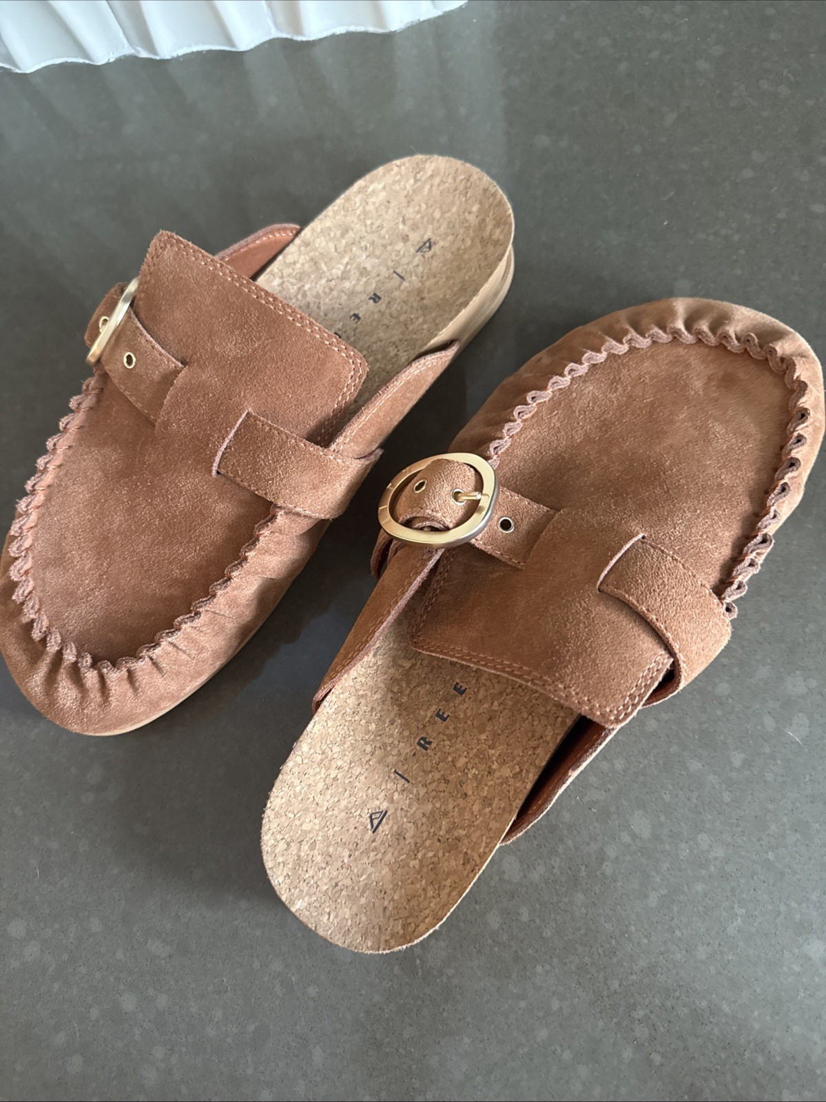 Reef Leather Clogs NWOT; SEE DESCRIPTION