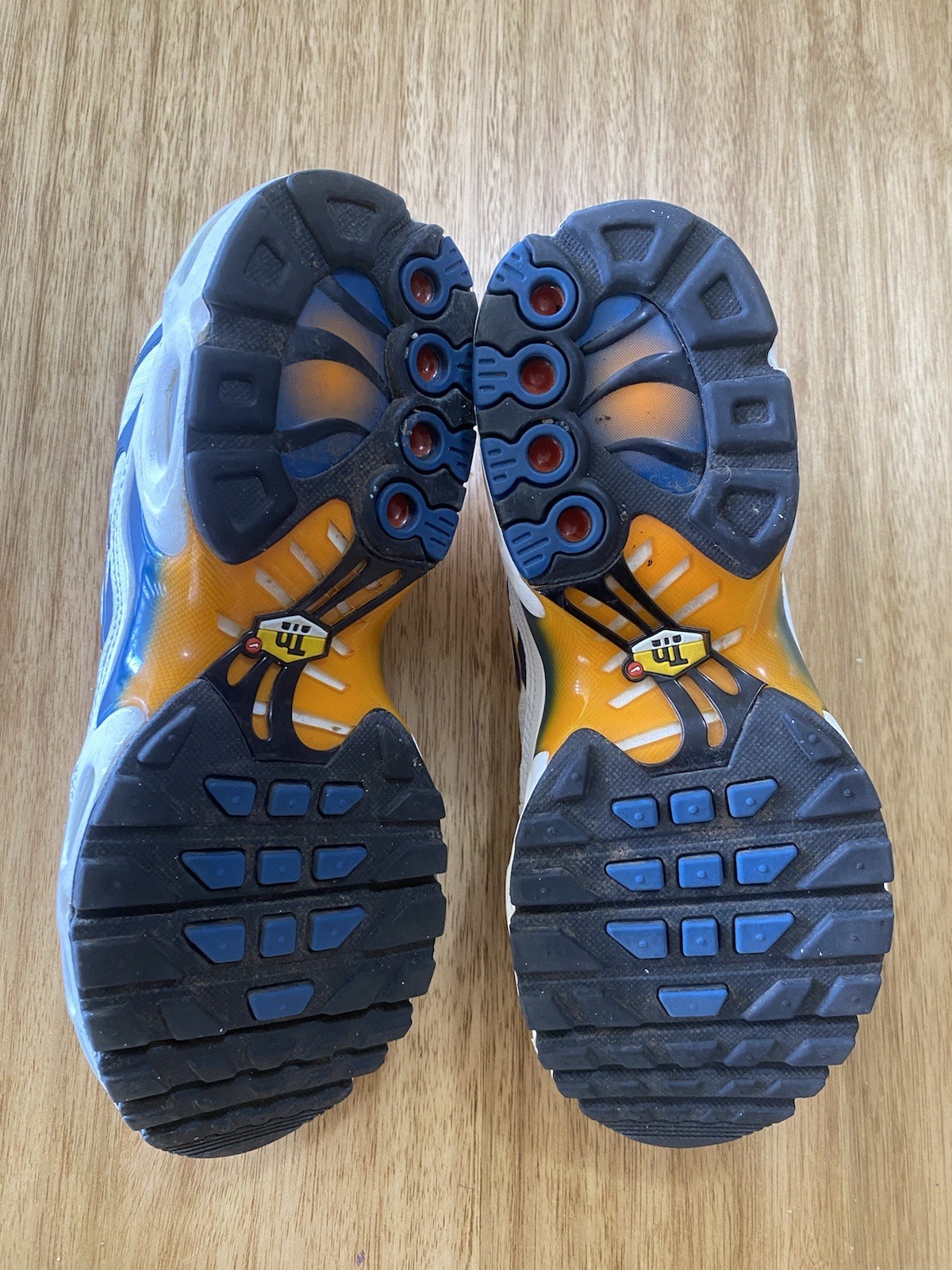 Nike Air Max Plus TN ‘Kumquat Marina’ DV7083-100Sneakers (Women’s US6.5/5Y)