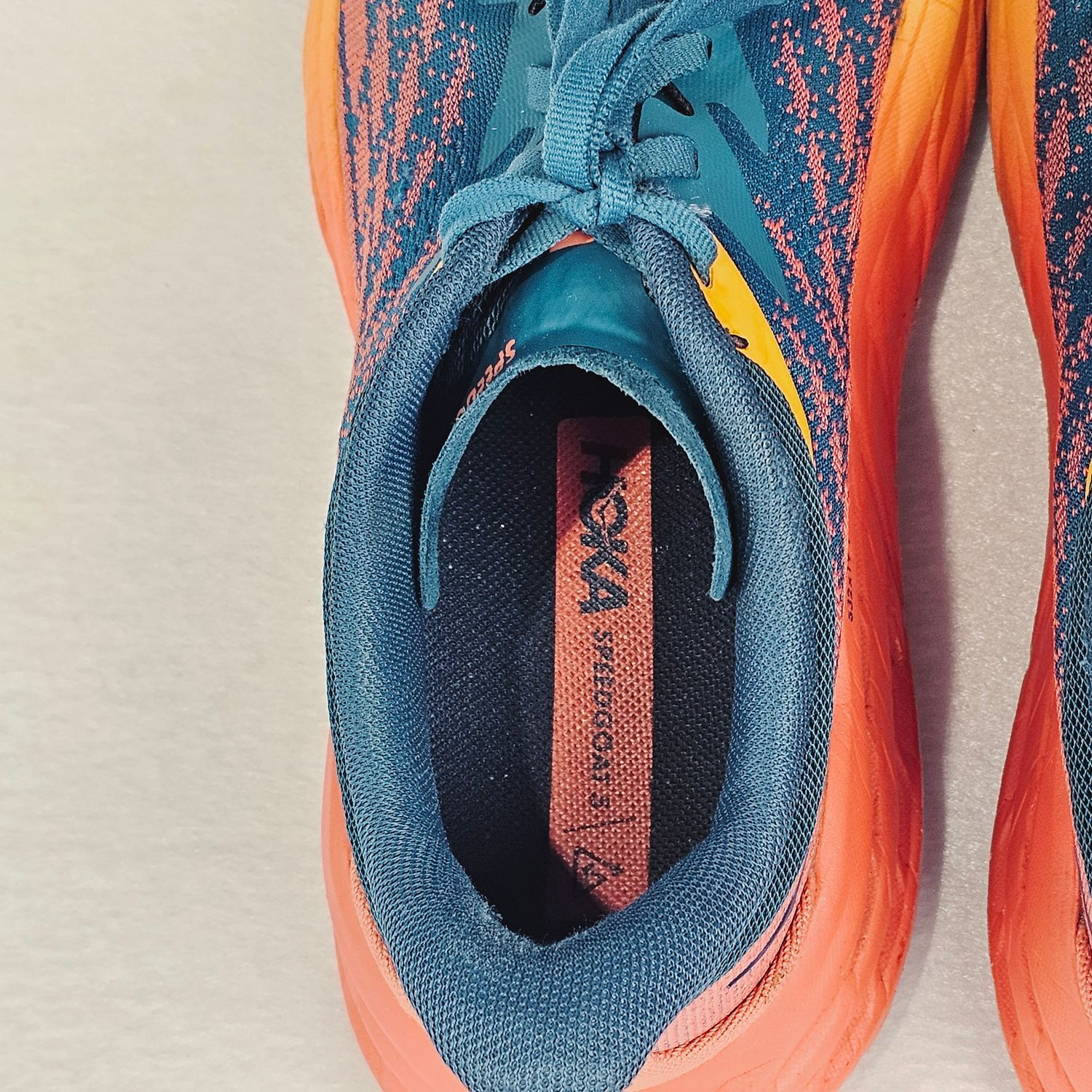 Hoka Speedgoat 5 Women’s Trail Running Shoes Size 8.5B Blue Orange