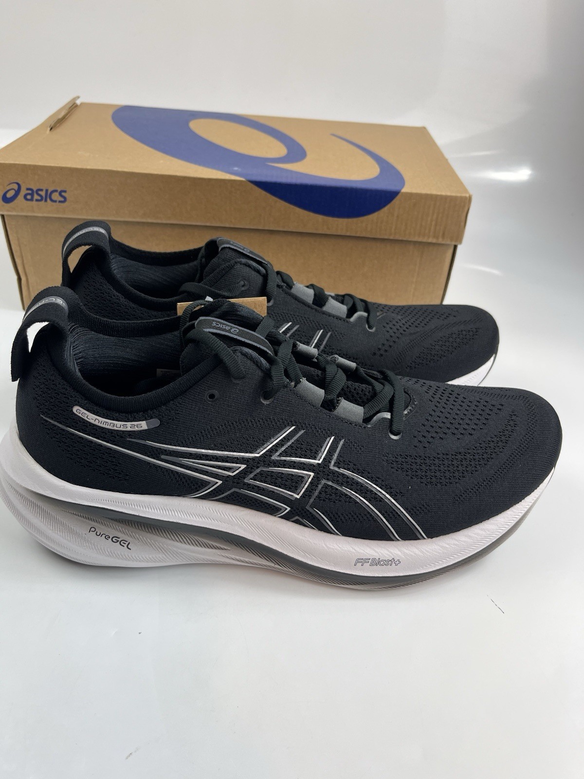 Asics Gel-Nimbus 26 Women’s Black/White Athletic Running Shoes Size 13