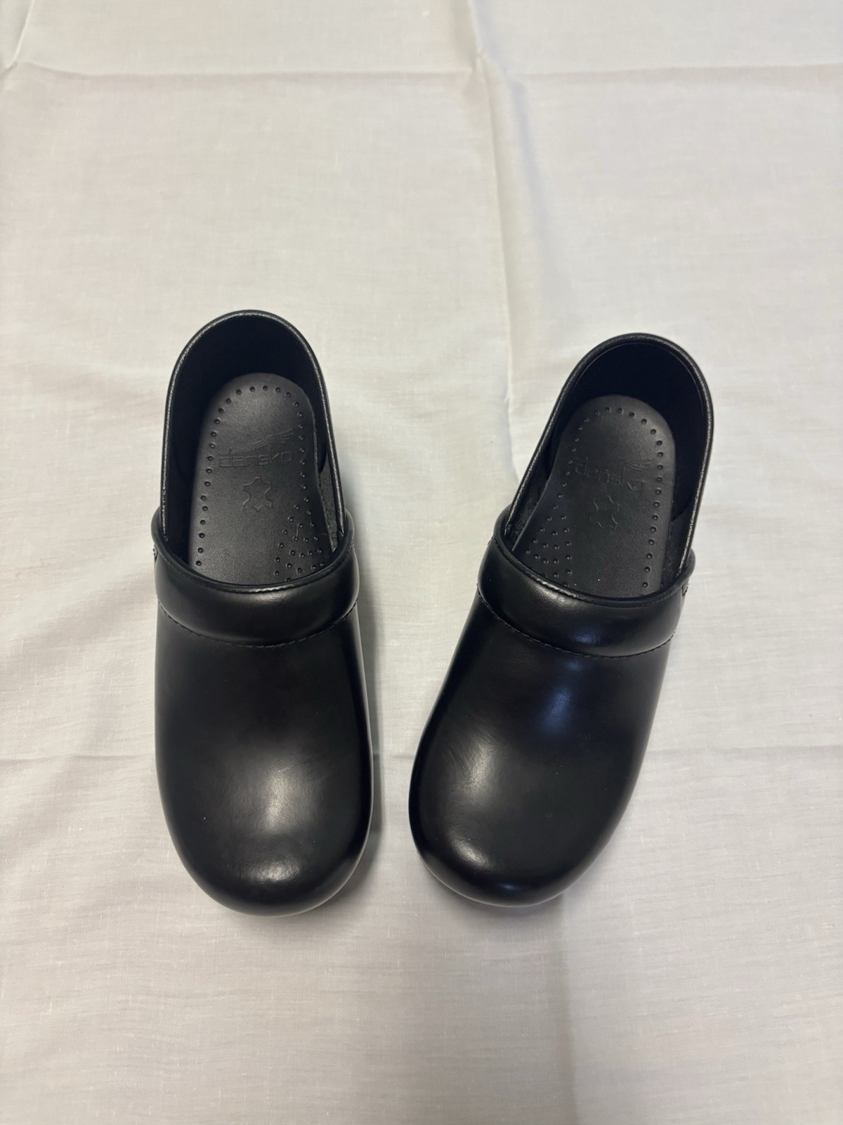 Dansko Professional Women’s Black Leather Slip-On Clogs Comfort US 5.5
