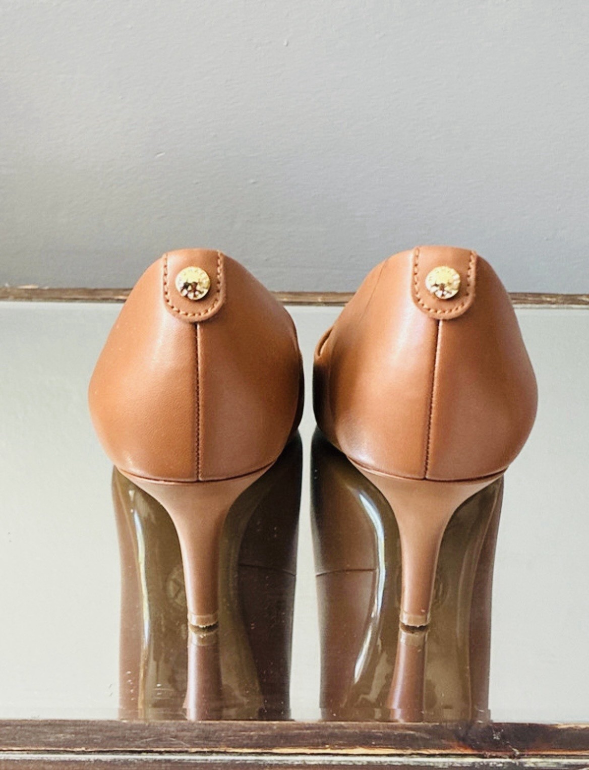 Michael Kors Women’s Brown Leather Pointed Toe Stiletto Pumps Slip On 7