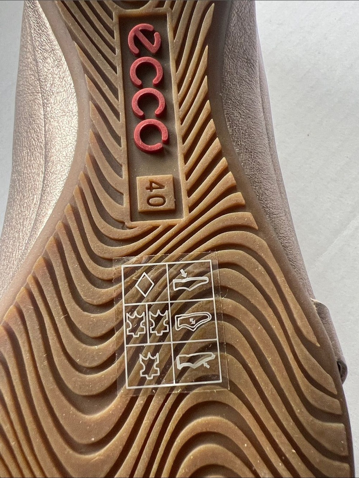 ECCO Touch Anine flats in a rose gold metallic leather Comfort Shoes