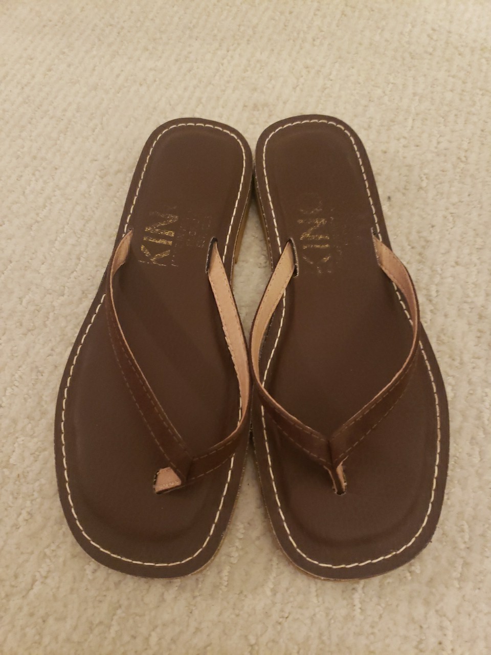 kino sandals 9 Womens Thin Strap Leather Thong Sandals Brown