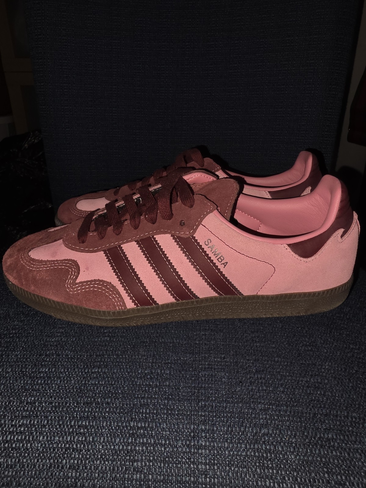 adidas Response IH6019 Women’s Cloud White/Zero Metallic Low Top Mesh Sneakers