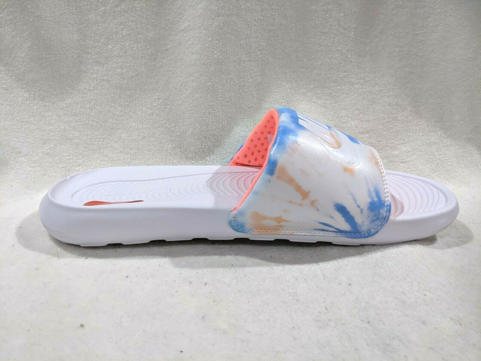 Nike Victori One White/Multicolor Print Women’s Slides Sandals-Sz 6/7/8/9/10/11