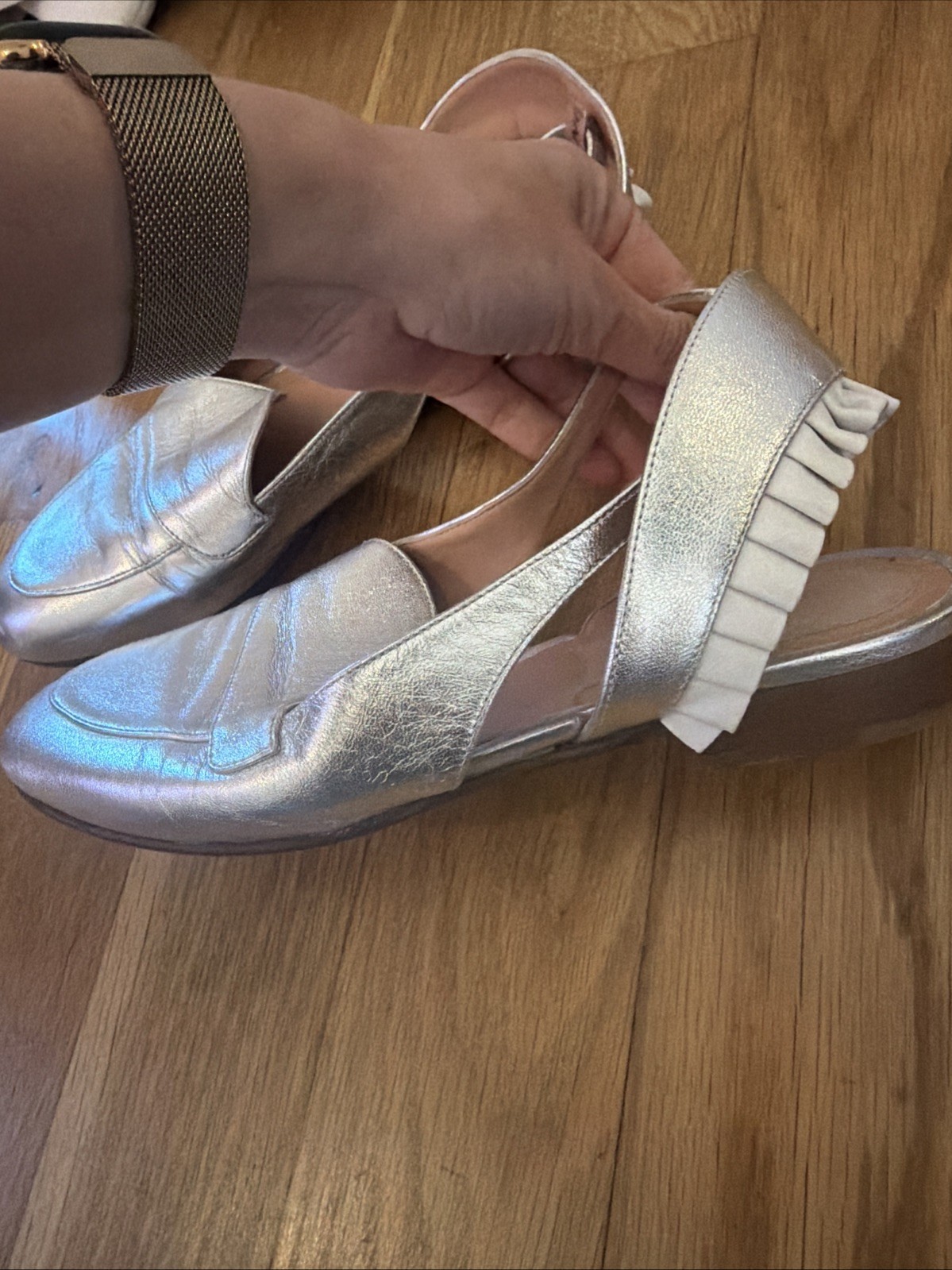 Dahlia Selva Guilty Pleated Moc Loafer 39 Ruffle Straps Ruffle Silver Wedding