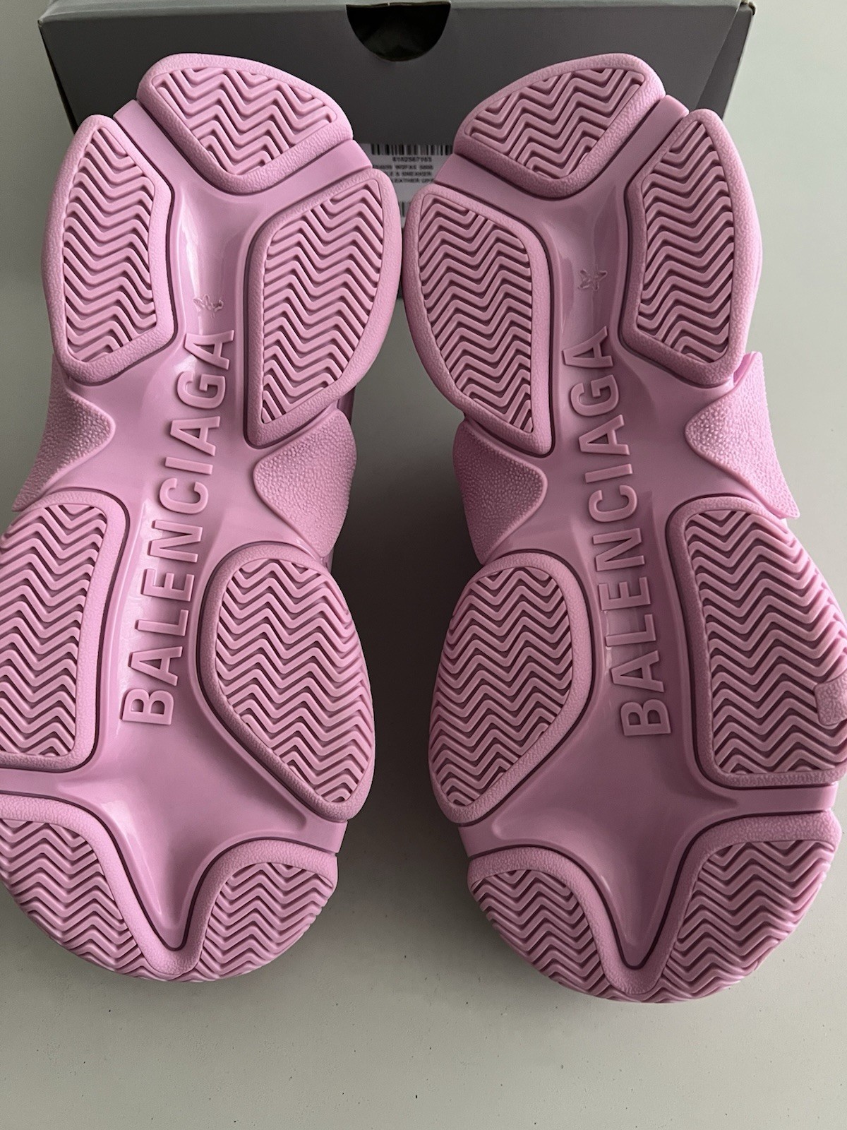 Balenciaga NEW Triple S Sneakers Pink EU38/US8