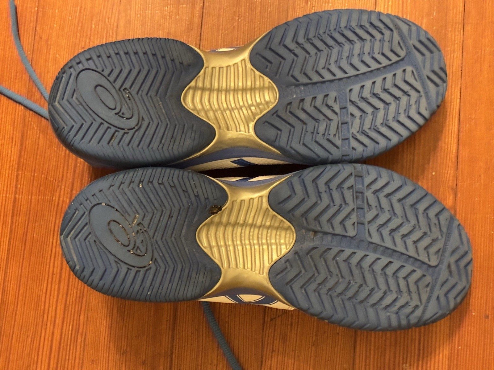 ASICS (9)
