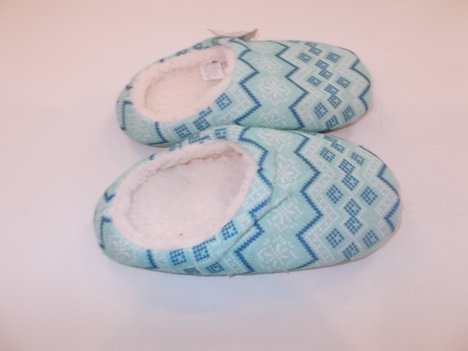 Fair Isle Women’s Size S/M Sherpa Lined Lightweight Slippers