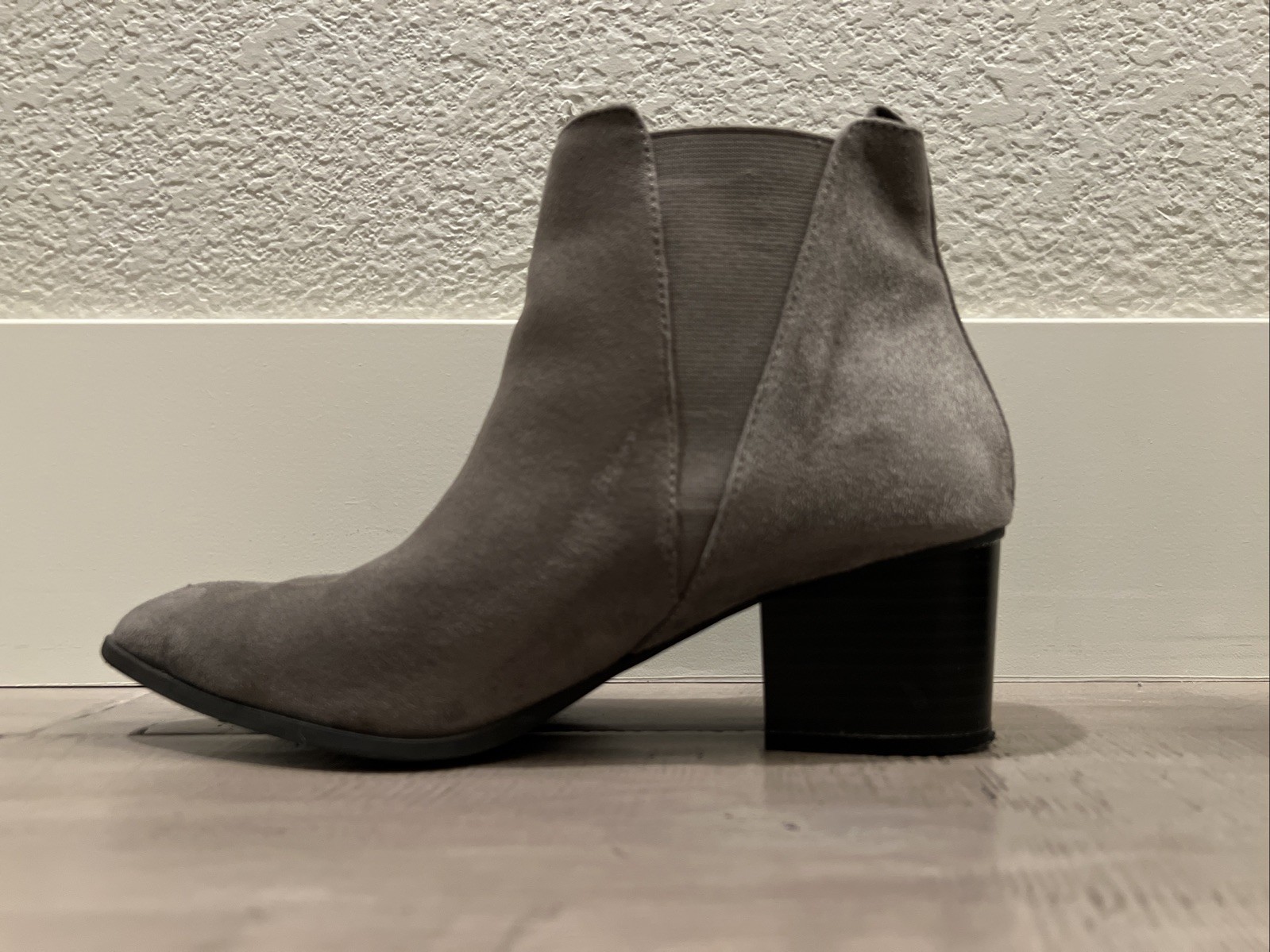 Charlotte Russe Boots Slip On Ankle Bootie Gray Luxury Country Minimalist Sz 9