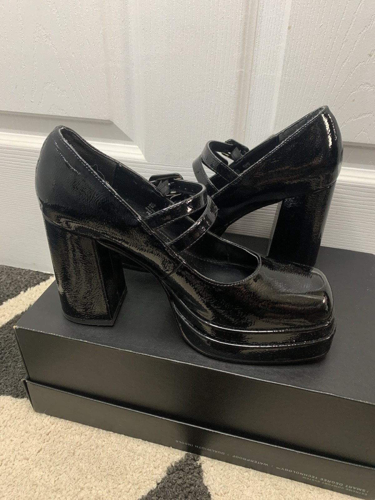 Circus by Sam Edelman Black Patent Leather Platform Mary Jane Square Toe 8M