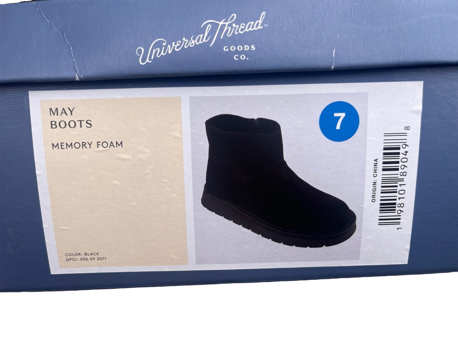 Women’s May Suede Booties with Memory Foam Insole – Universal Thread Black Sz 7
