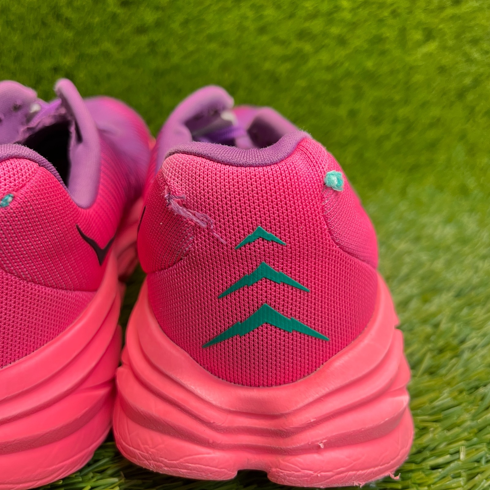 Hoka One One Rincon 3 Womens Size 8.5 Beautyberry Pink Running Shoes Sneakers