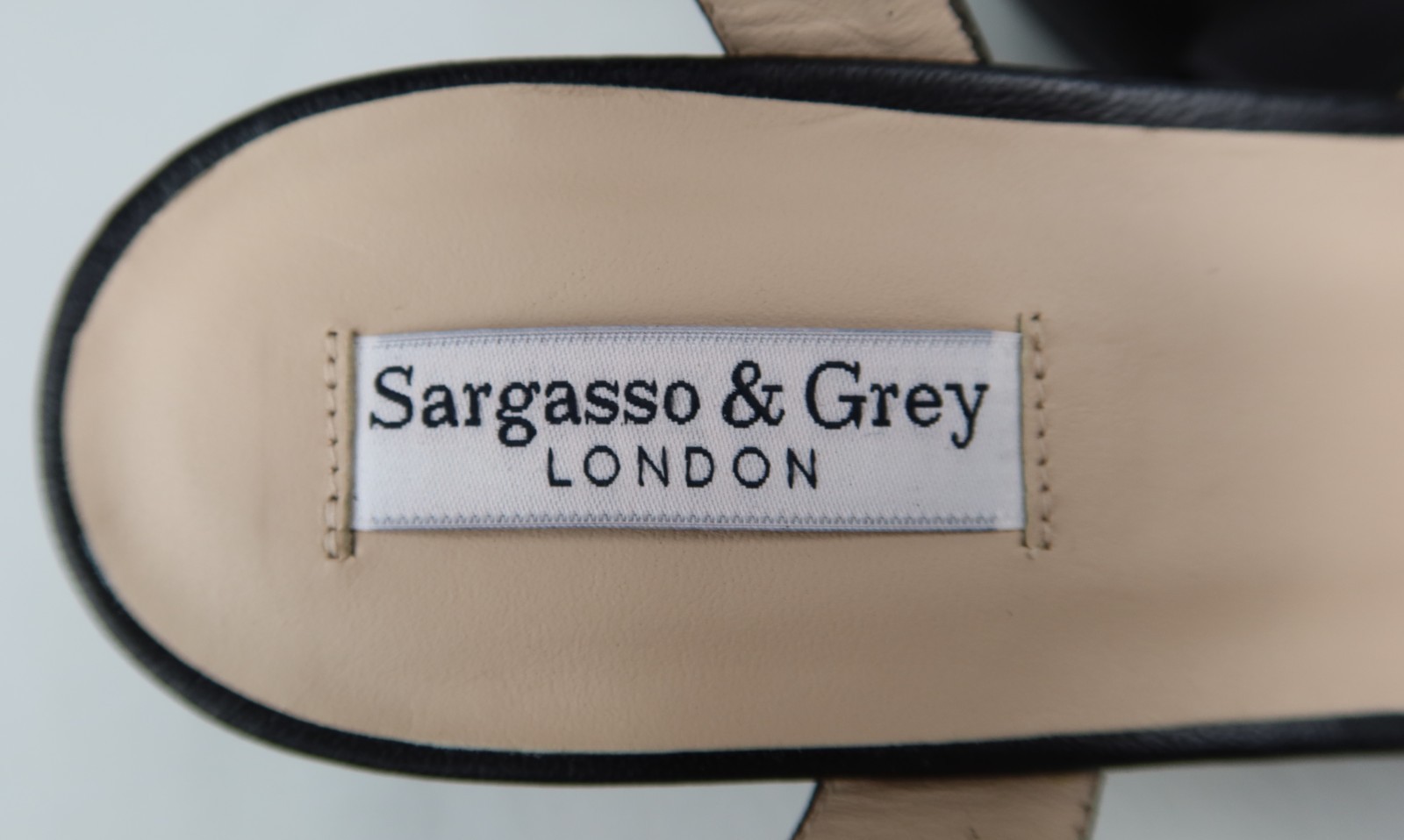 Sargasso & Grey Isabella Black Leather Sandals Sz 38.5 US 7.5 Extra Wide