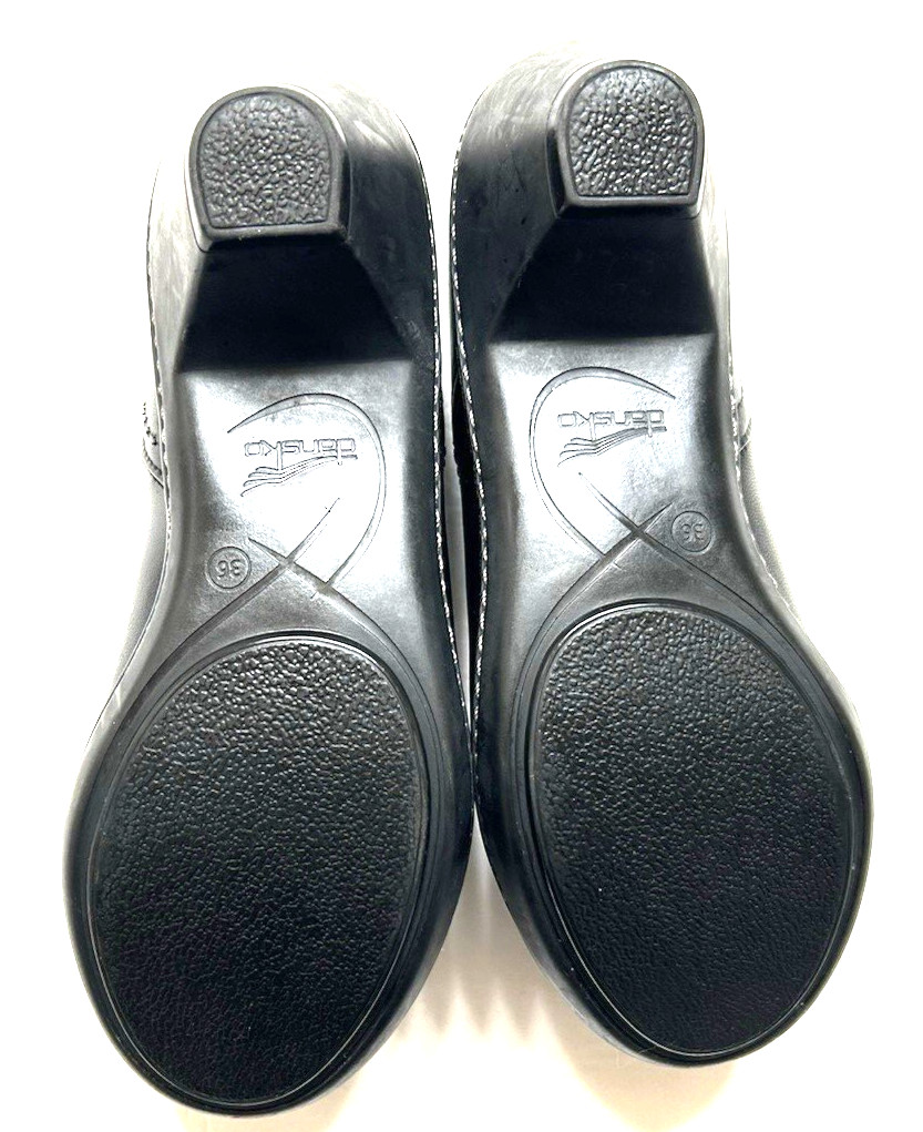 DANSKO Black Leather Euro Size 36 USA Size 5.5/6 Women’s Mint Condition Clogs