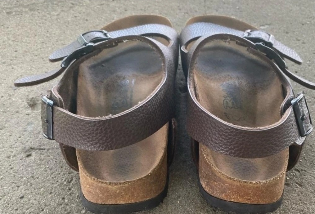 Birkenstock Brown Leather Sandals, euro skze 41 = to mens 8/8 5 or women 10/10.5