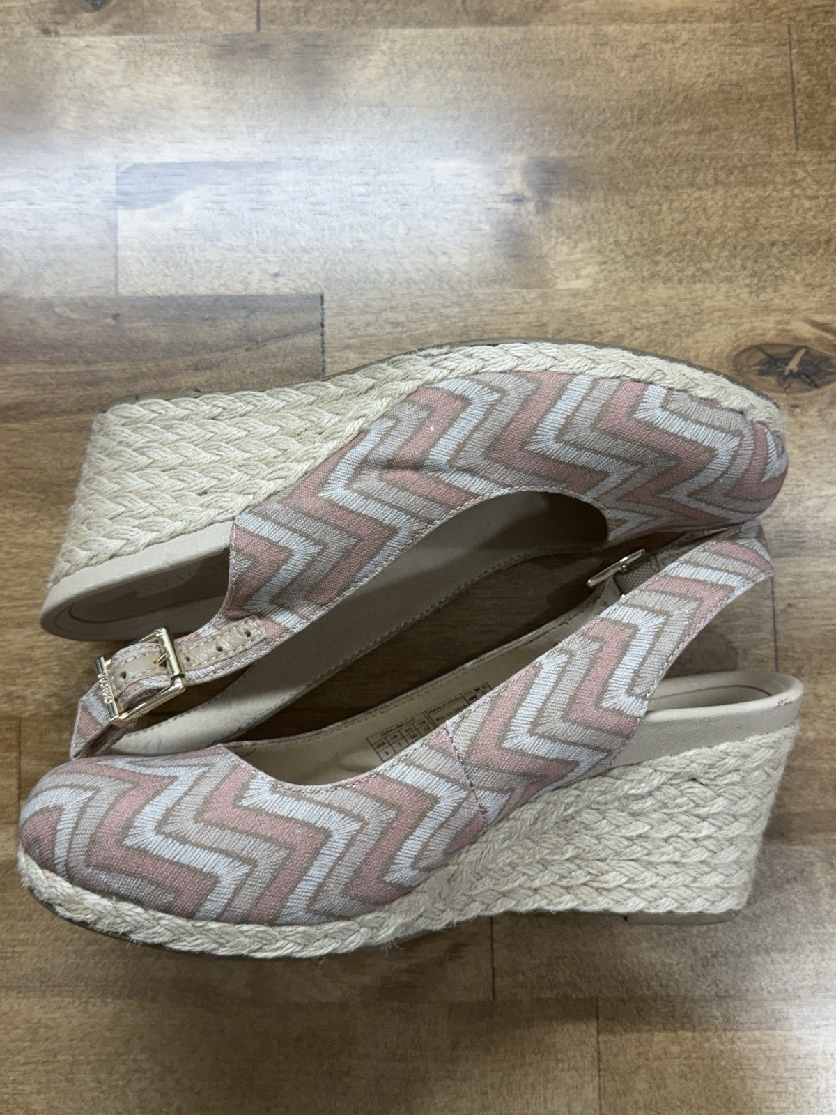 Women’s Vionic Coralina Wedge Slingback Sandals – Dusty Pink/tan Chevron Size 5