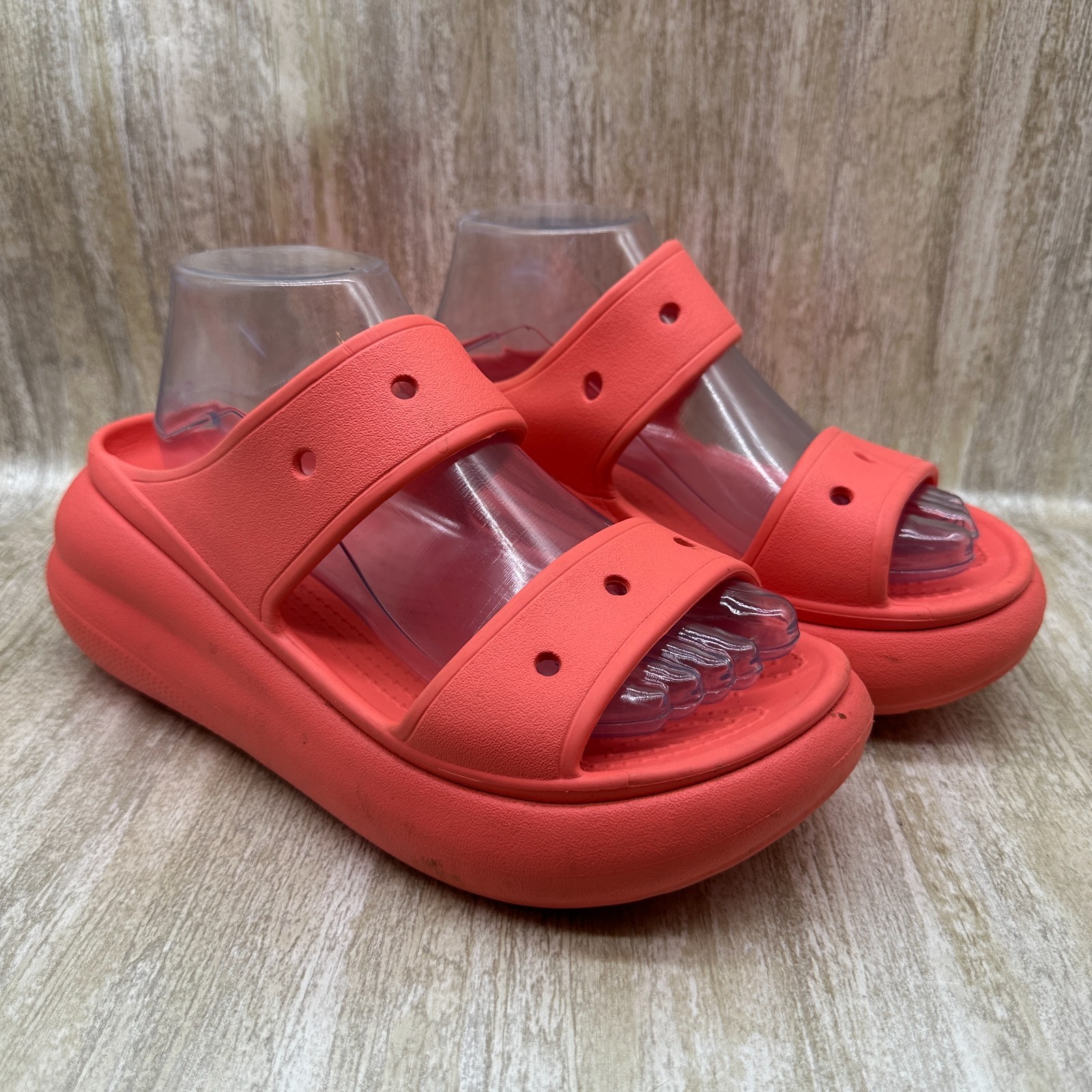 NEW Crocs SPLASH GLOSSY FISHERMAN Neon Watermelon Women’s 8 Sandals Size