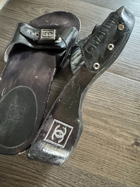 CHANEL Sandals Mules black patent leather size 6.5 US (37) used