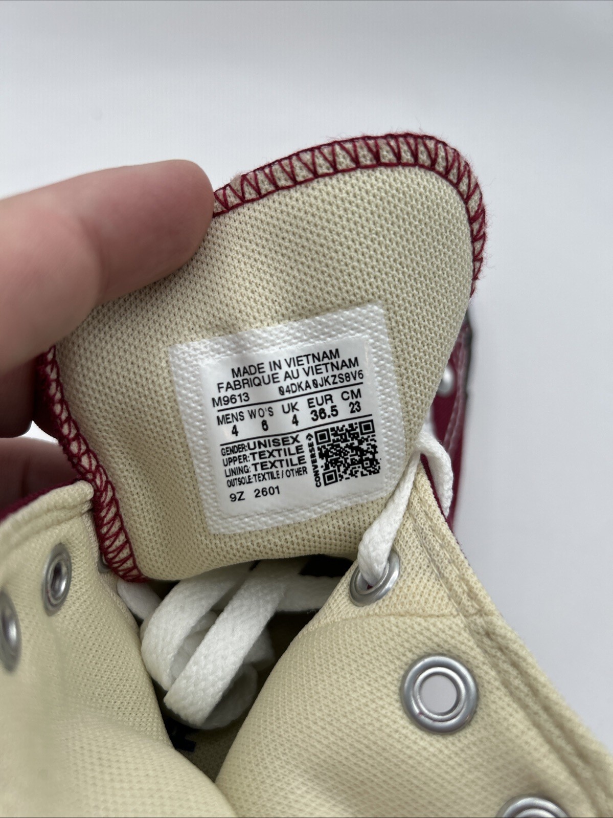 New Converse All Star Maroon Hi Top Canvas Sneakers Shoes Women’s 6 Men’s 4